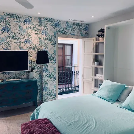 Appartement Cathedral Studio, Luxury In Cathedral Area, Parking Optional Séville