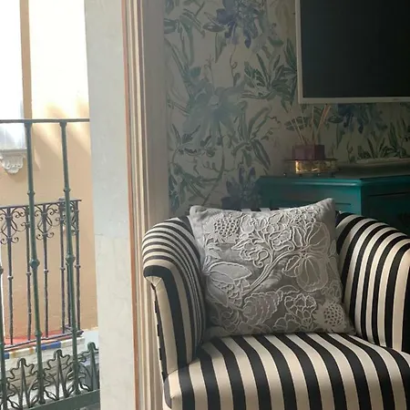 Cathedral Studio, Luxury In Cathedral Area, Parking Optional Апартаменты